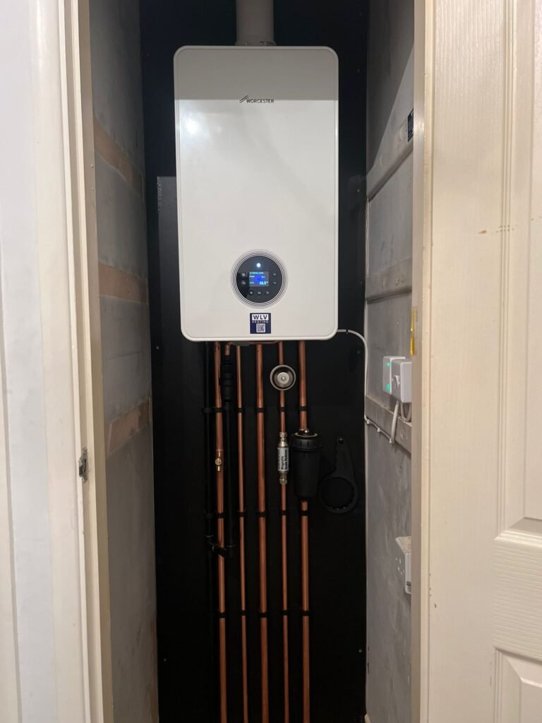 Worcester bosch greenstar boiler installation in Kingswinford