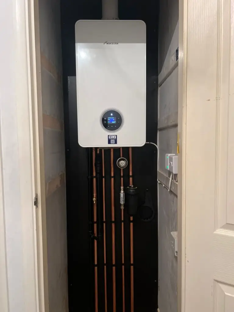 Worcester bosch greenstar boiler installation in Kingswinford